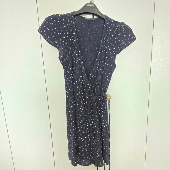 Brandy Melville Blue and White Wrap Sundress - Picture 1 of 4
